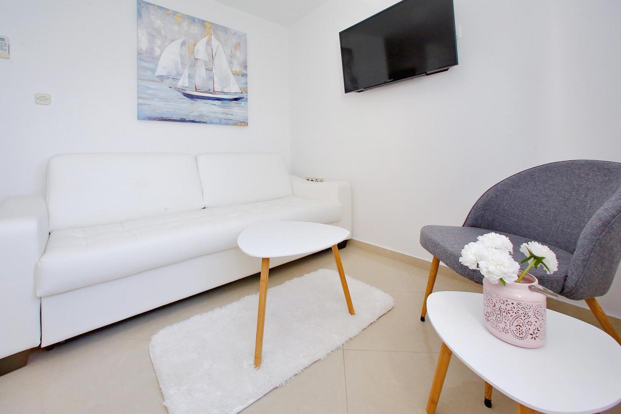 Apartments Nina Бибинє Екстер'єр фото